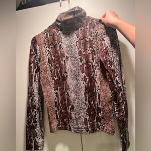 long sleeve turtle neck